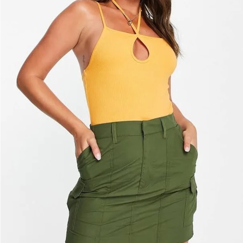 NWT Cotton On Cargo Mini Skirt Green Size 8 - Picture 2 of 8
